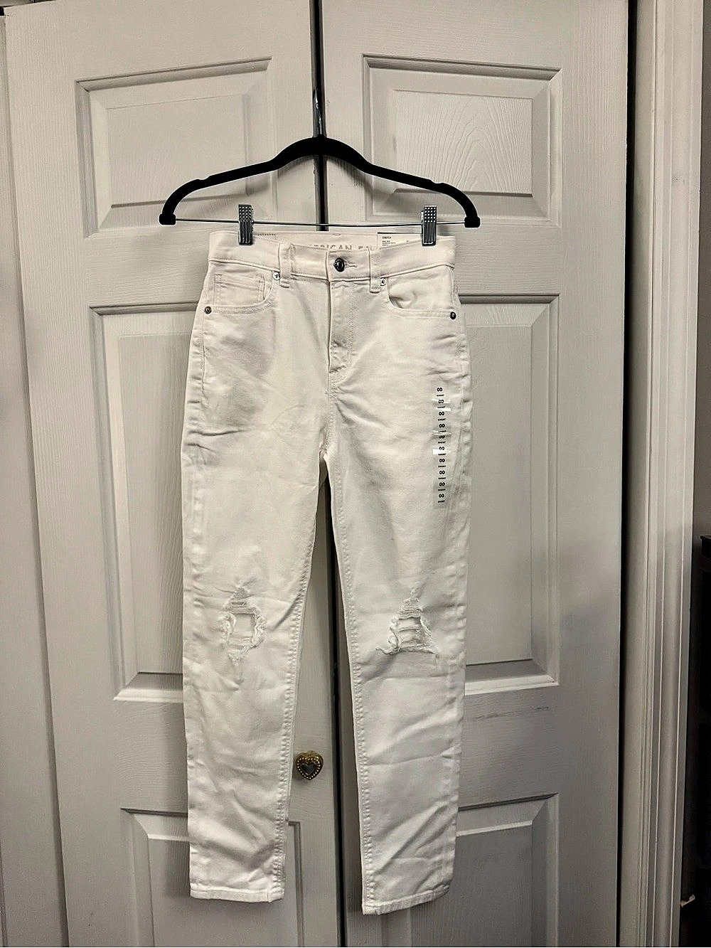 American Eagle Mom Jean White Distressed 00 24 Waist Short
